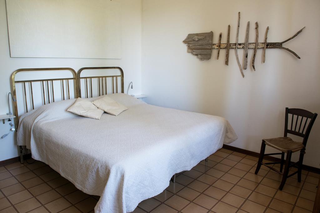 Apartamento La Secchia Rapita Zappolino Habitación foto